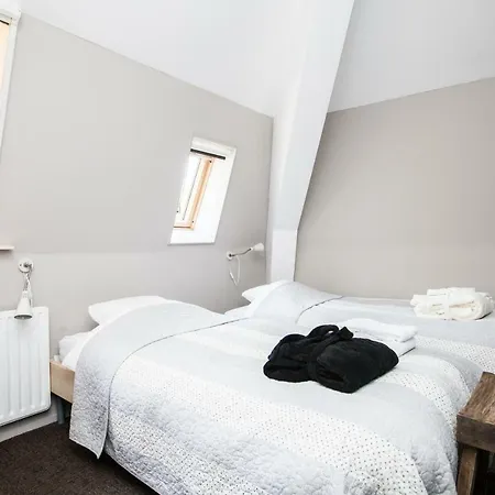Klooster Nieuwkerk 3* Goirle