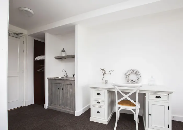 Klooster Nieuwkerk 3* Goirle