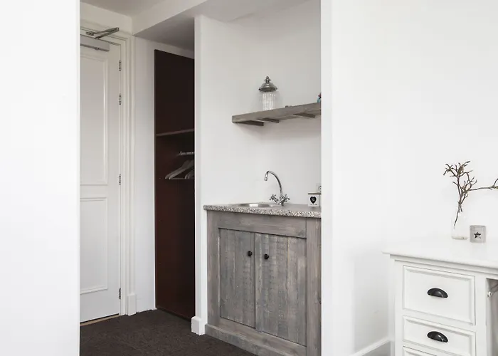 Hotel Klooster Nieuwkerk 3*